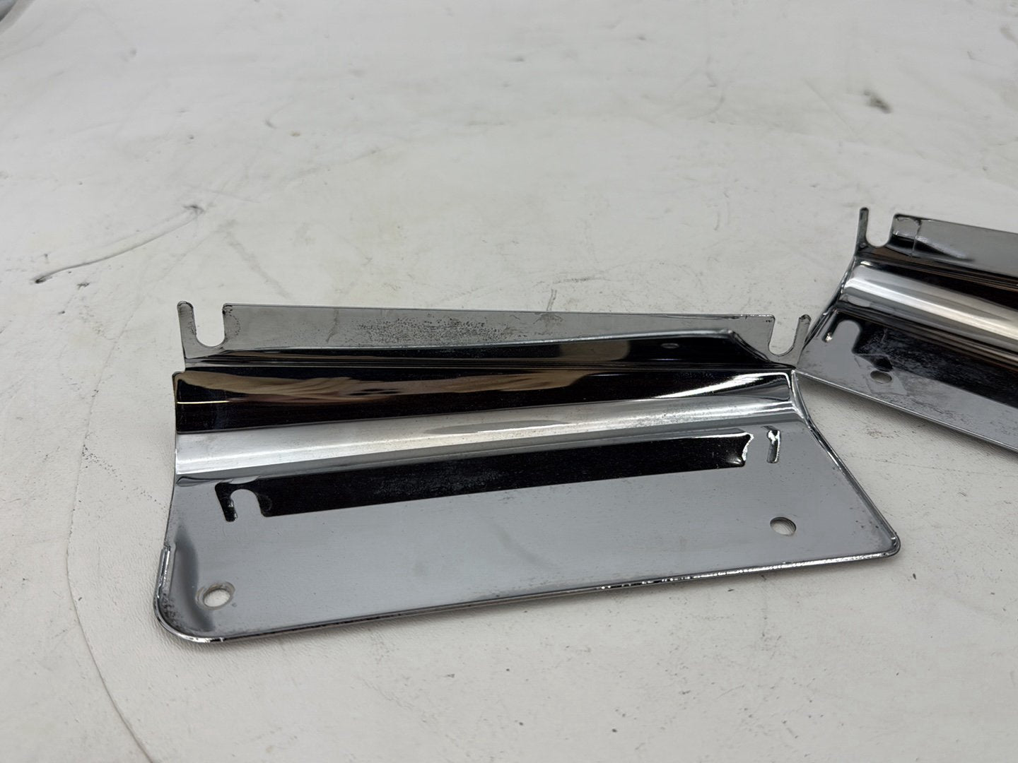 2002 Harley Heritage Softail Classic FLSTC OEM Front Left Right Fork Tube Slider Guard Covers