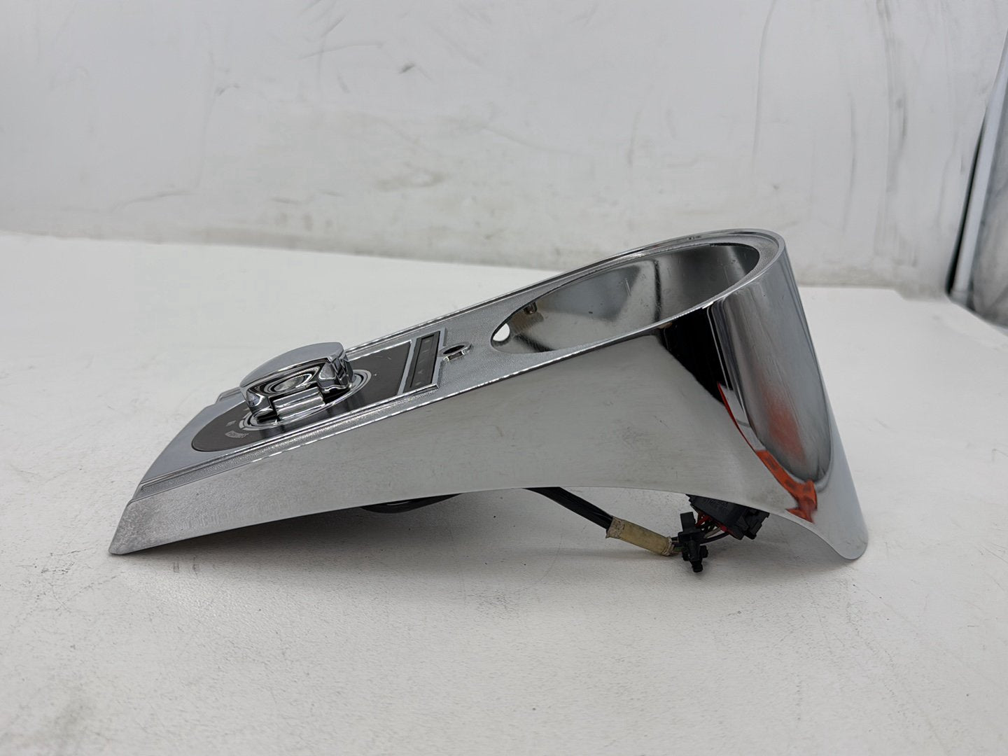 2004 Harley Softail FLSTC Heritage Classic OEM Fuel Gas Tank Dash Console NOKey