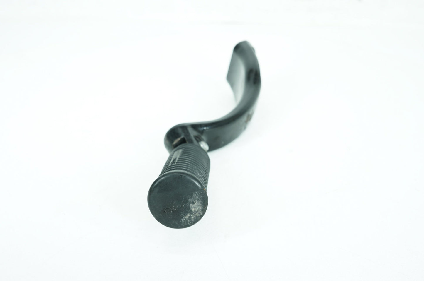 2004 - 2010 Harley-Davidson Sportster Low Right Foot Rest Support Bracket Peg 42652-04