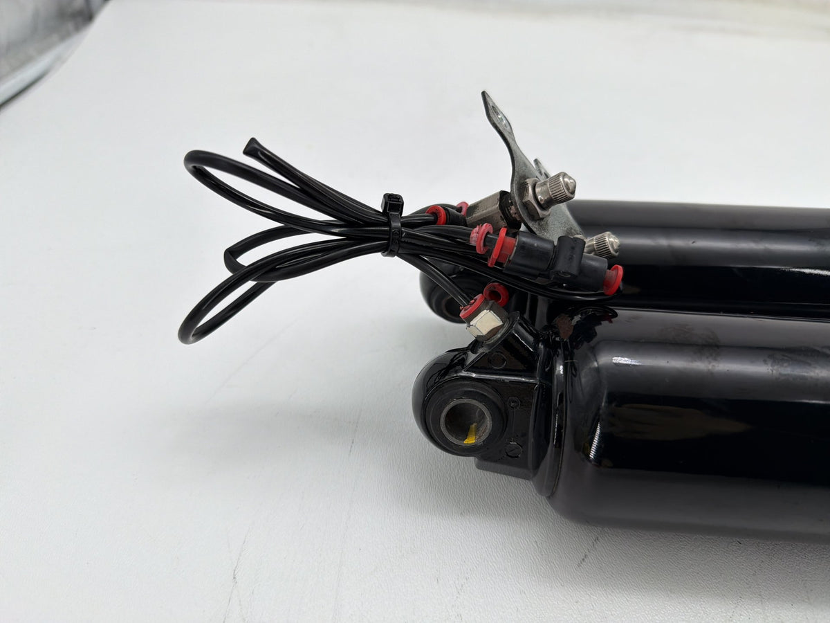 01 Harley Electra Glide Touring Classic OEM Rear Left Right Shock Absorbers 13"