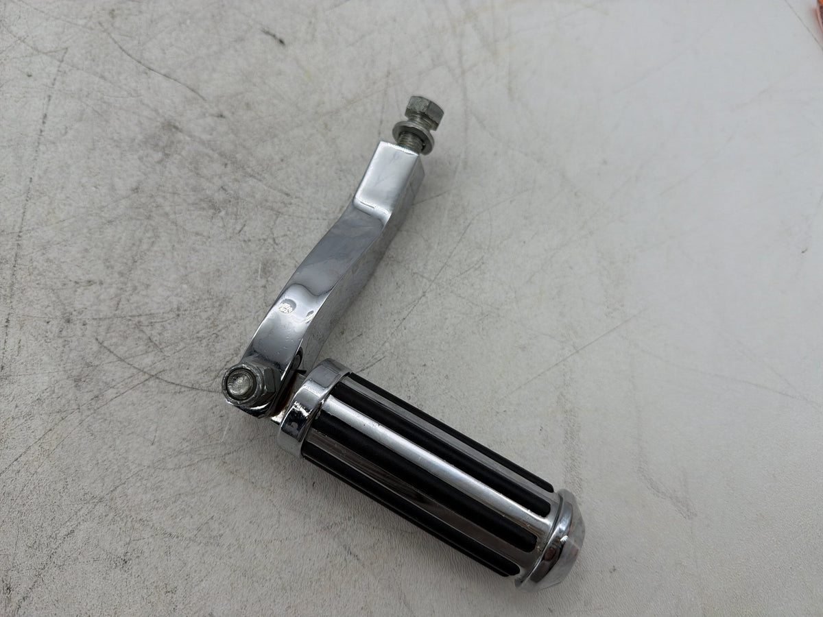2002 Harley Dyna Wide Glide FXDWG OEM Rear Passenger 1 Foot Peg Step Rest