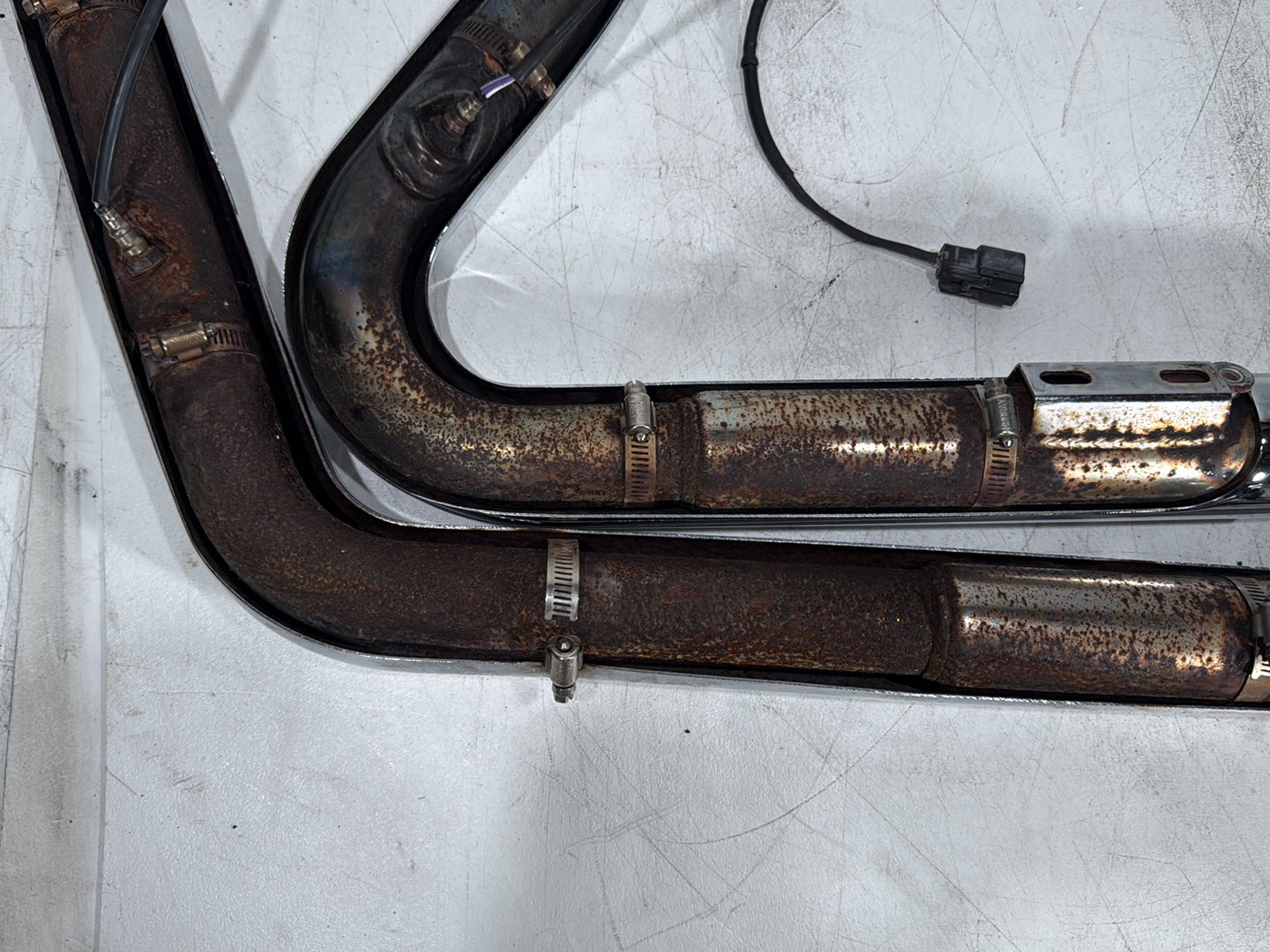 2015 Harley Dyna Low Rider FXDL OEM Exhaust Header Pipes Vance & Hines