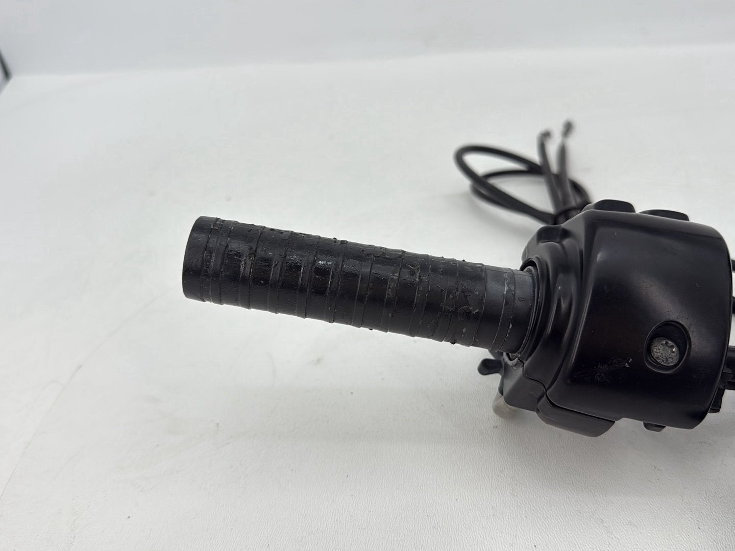 Harley-Davidson Misc  Right Engine Start Kill Switches Controls 71684-06