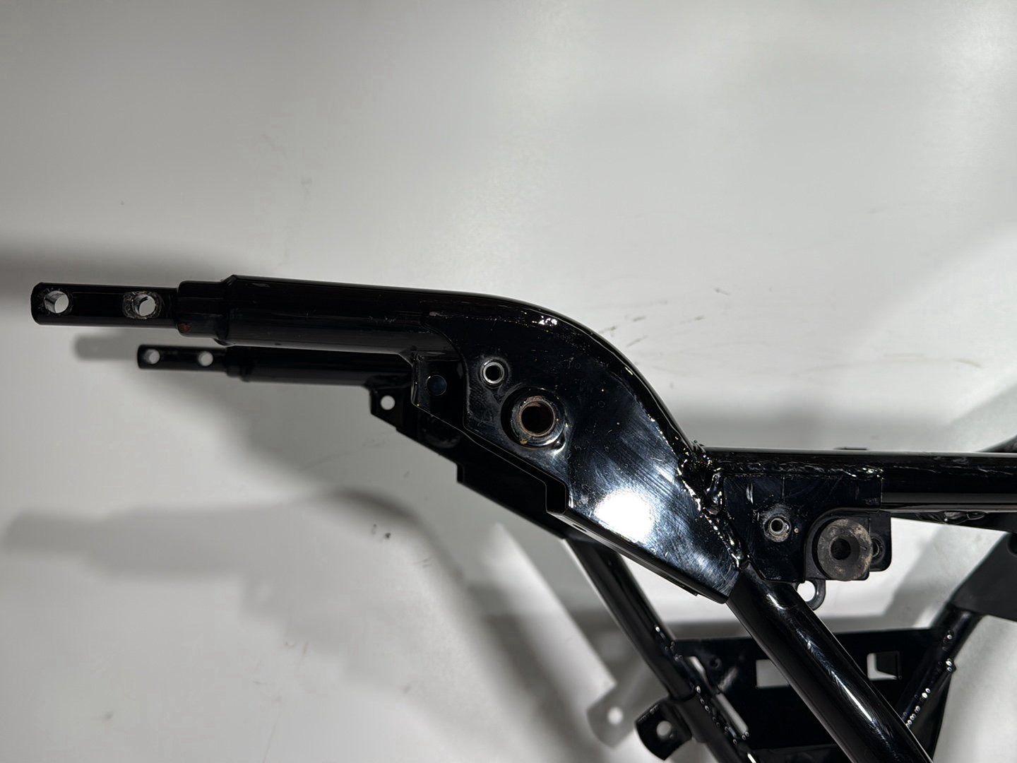 2006 Harley Road King Touring FLHRCI Classic OEM Body Main Frame Chassis SLVG