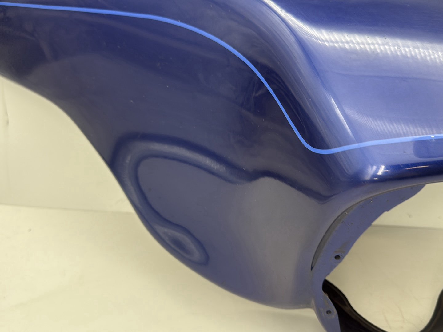 2007 Harley Touring FLHTCU Electra Glide Ultra OEM Front Outer Batwing Fairing Cover