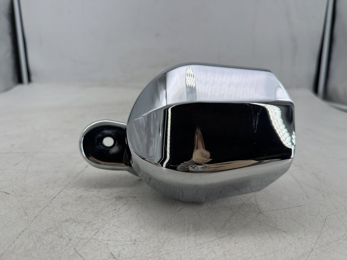 2017 Harley Dyna Street Bob FXDB OEM Horn Signal Klaxon Chrome Cover