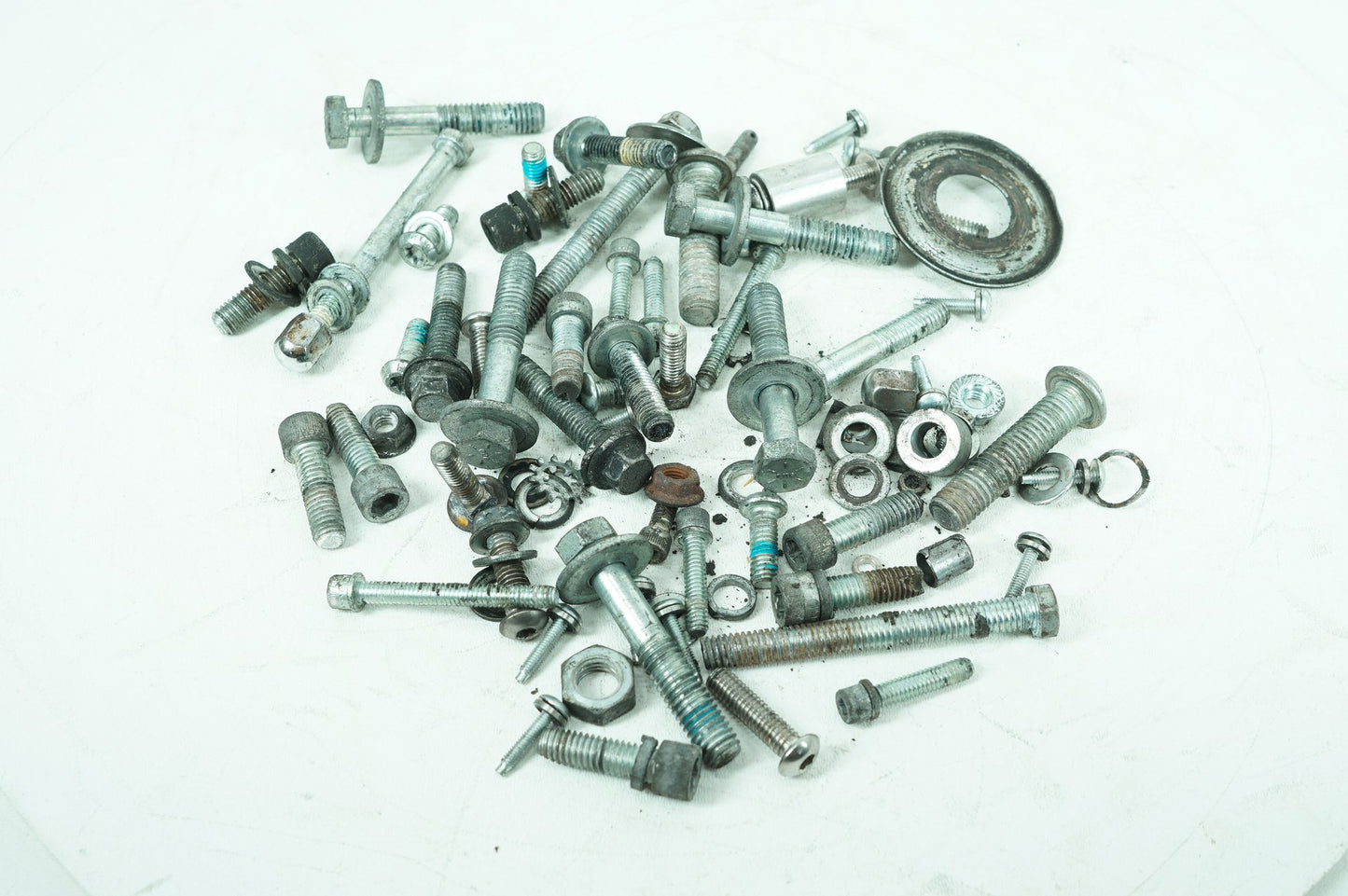 2007 - 2013 Harley-Davidson Dyna Street Bob Hardware Bolts Nuts & Brackets