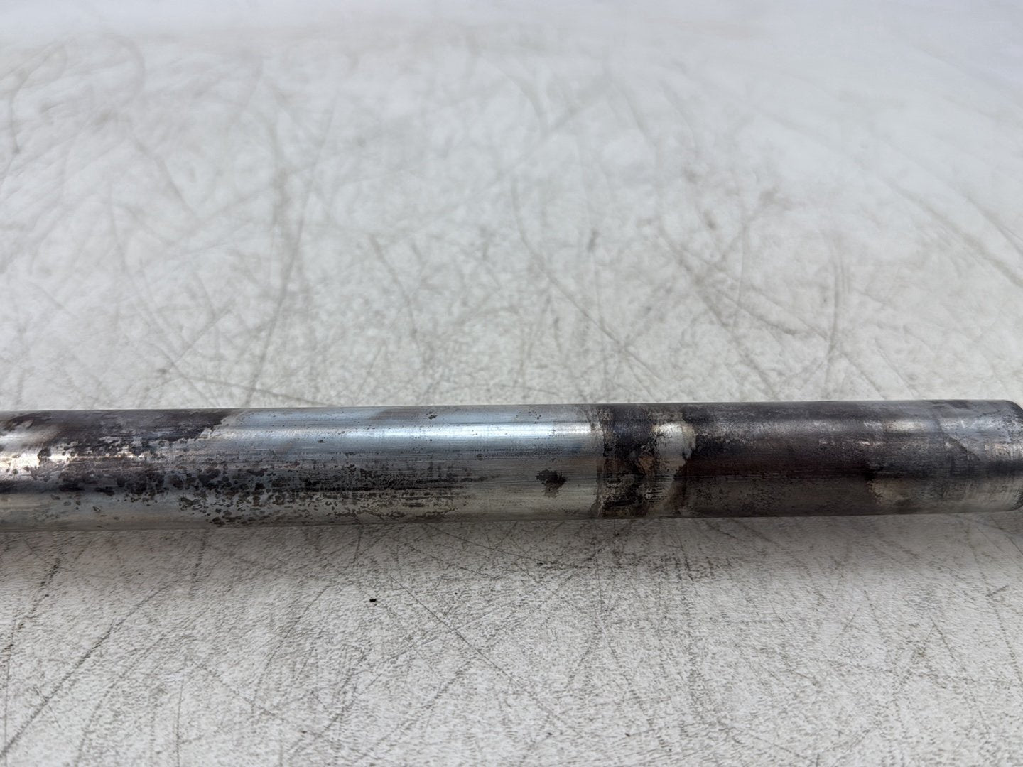 2007 Harley Dyna Street Bob FXDBI OEM Rear Wheel Axle Bolt Shaft