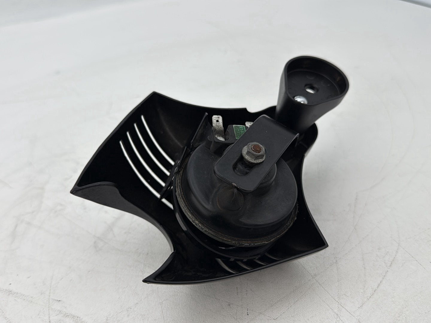 2007 - 2016 Harley-Davidson Touring Electra Glide Ultra Signal Horn Klaxon Beep 69060-90F