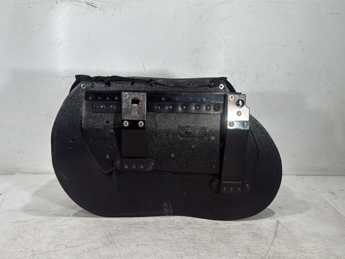 2015 Harley Softail Deluxe FLSTN OEM Rear Right 1 Saddlebag Luggage Leather