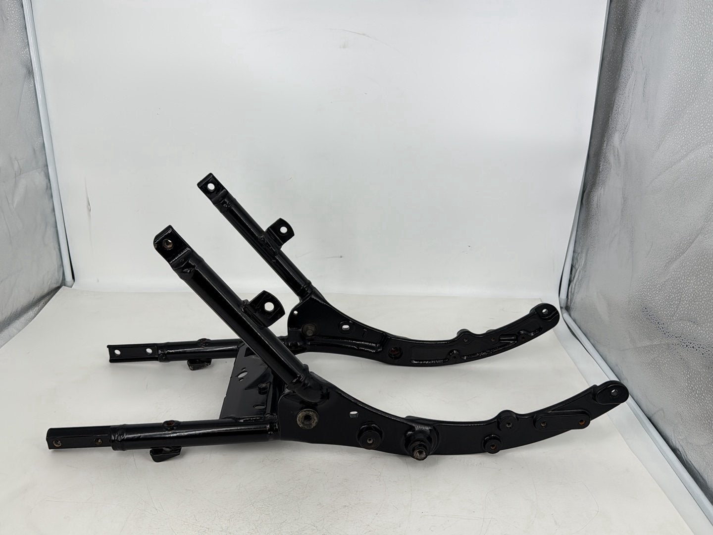 2008 - 2016 Harley-Davidson Touring Street Glide Rear Sub Frame Subframe Tail Rail 48079-09BHP