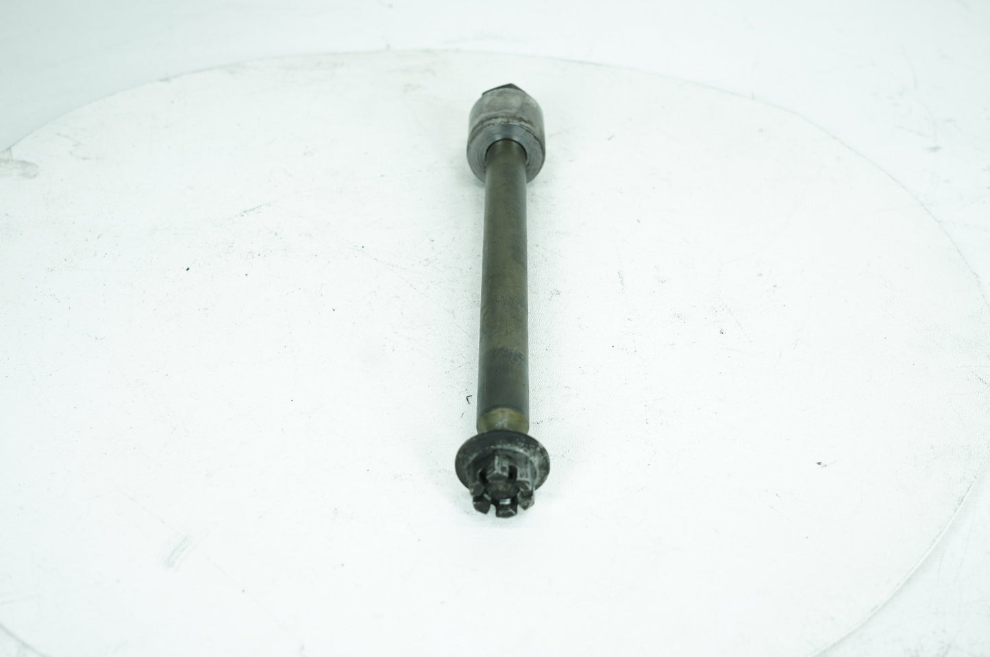 1986 - 1999 Harley-Davidson Dyna Super Glide Rear Wheel Axle Bolt Shaft 41114-90