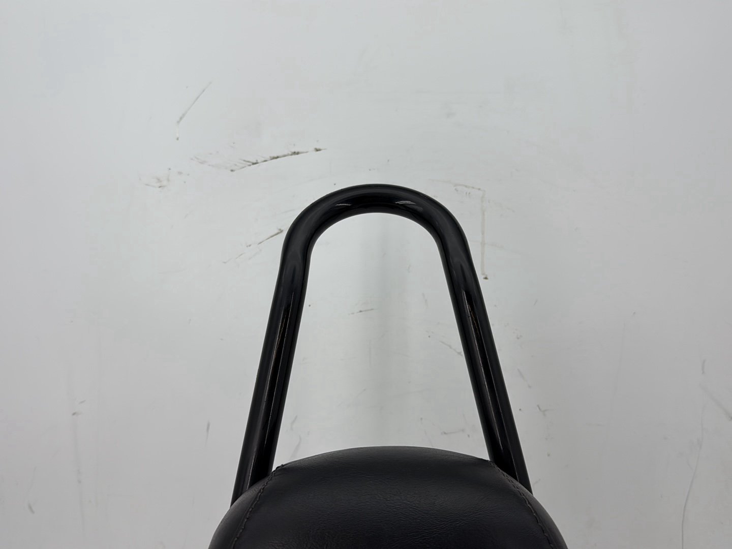 2012 Harley Dyna Fat Bob FXDF 103 OEM Rear Sissy Bar w/ Backrest Cushion Pad