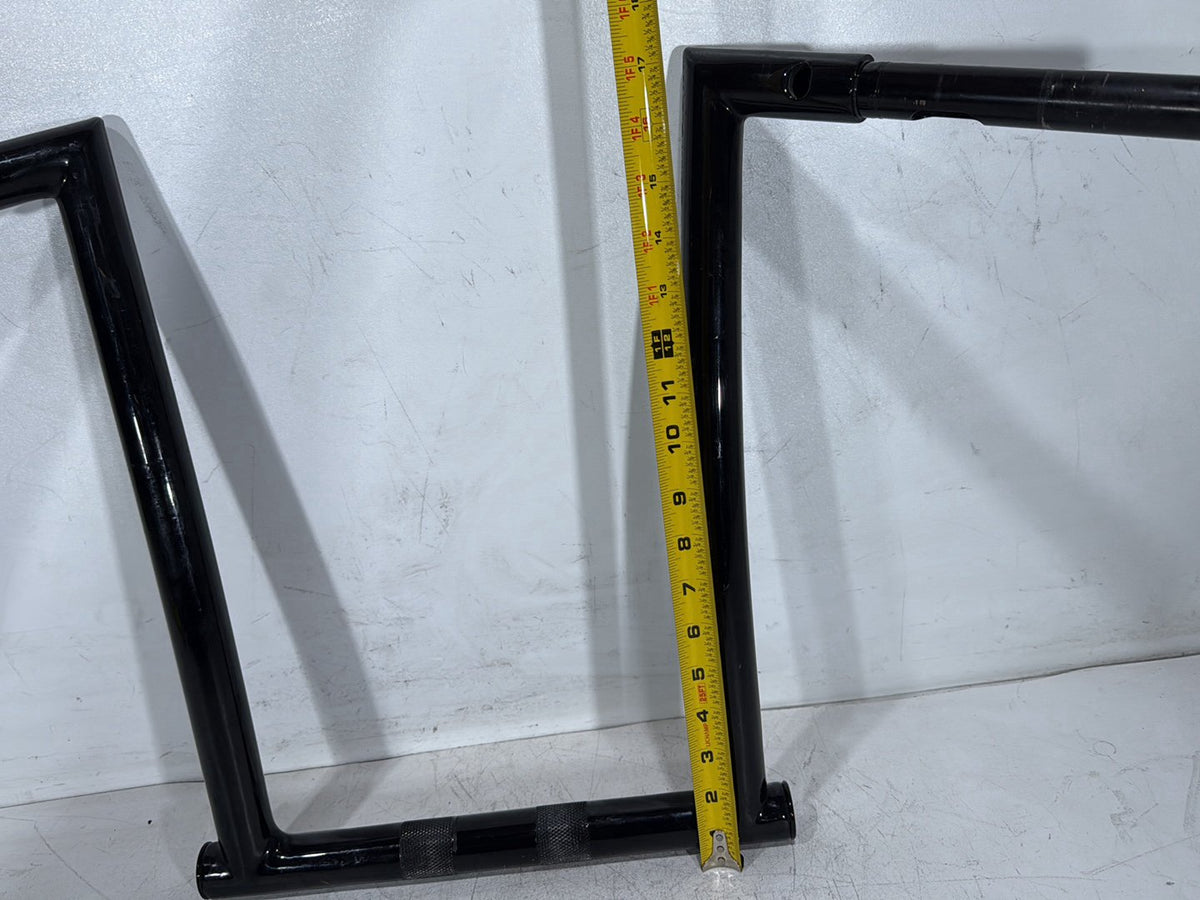 2018 Harley Road Glide Touring FLTRXS OEM Front Handlebars Handle Bars