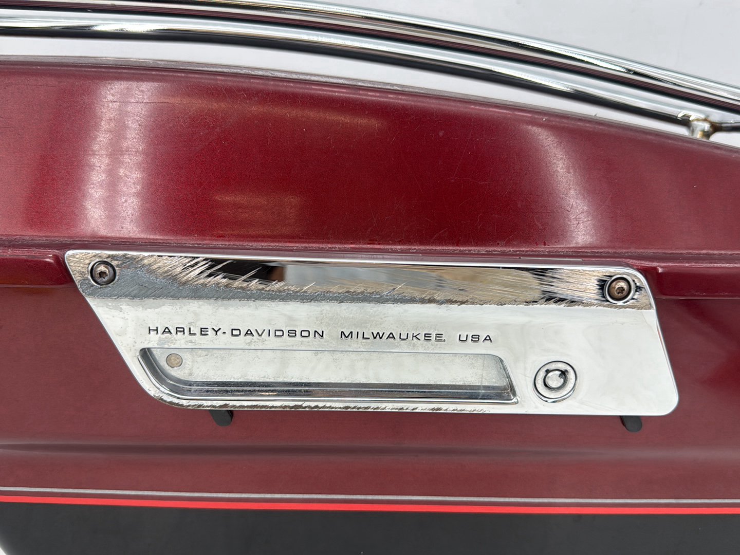 2000 Harley Touring Electra Glide Ultra OEM Left 1 Saddlebag Luggage NO Key
