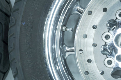 2007 - 2011 Harley-Davidson Touring CVO Electra Screamin Eagle Front & Rear Wheel Rim Tire 43539-04