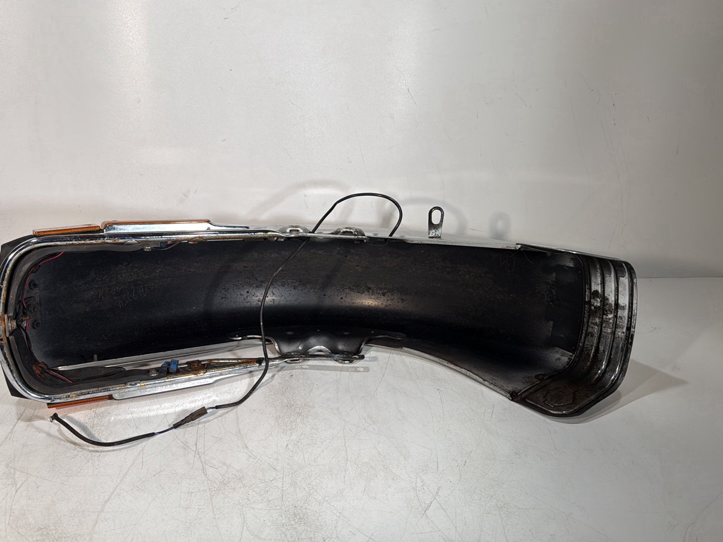 1984 - 1998 Harley-Davidson Touring Electra Glide Classic Front Wheel Fender Shell Panel w/ Bumper Rail Cushion Front