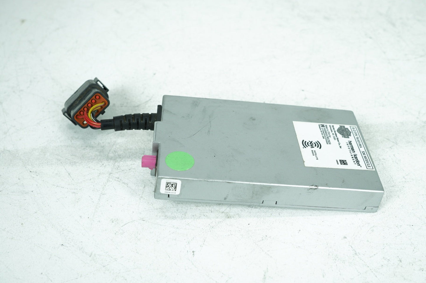2007 - 2016 Harley-Davidson Touring CVO Electra Screamin Eagle XM Harman Kardon Radio Module 76165-06A 76165-06A