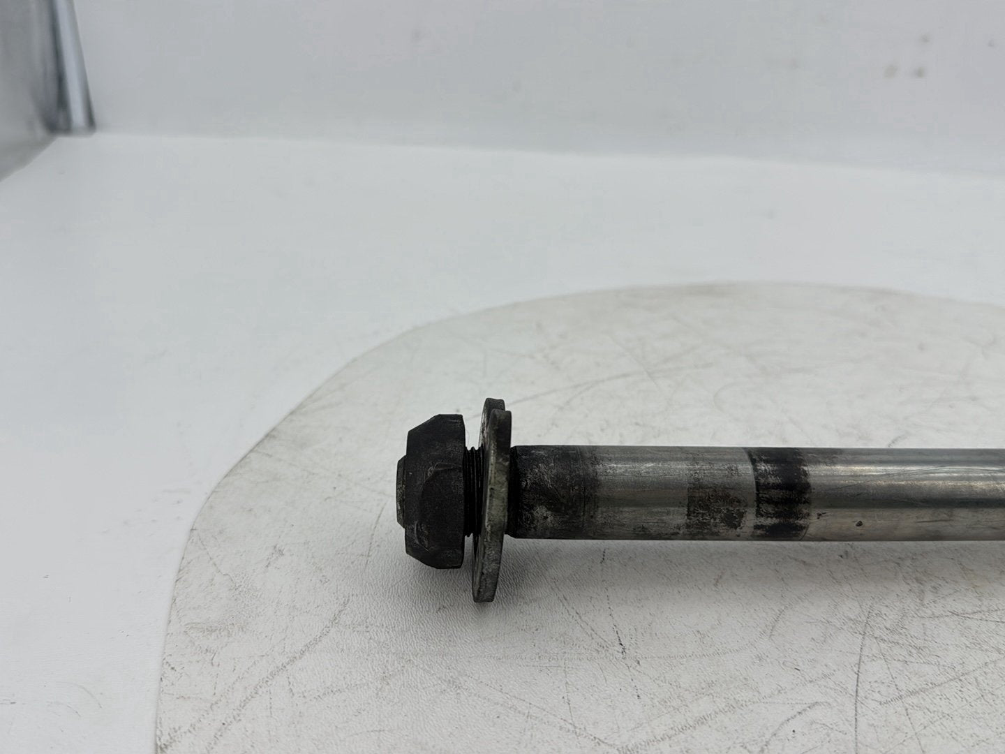 2007 - 2016 Harley-Davidson Touring Electra Glide Ultra Rear Wheel Axle Bolt Shaft