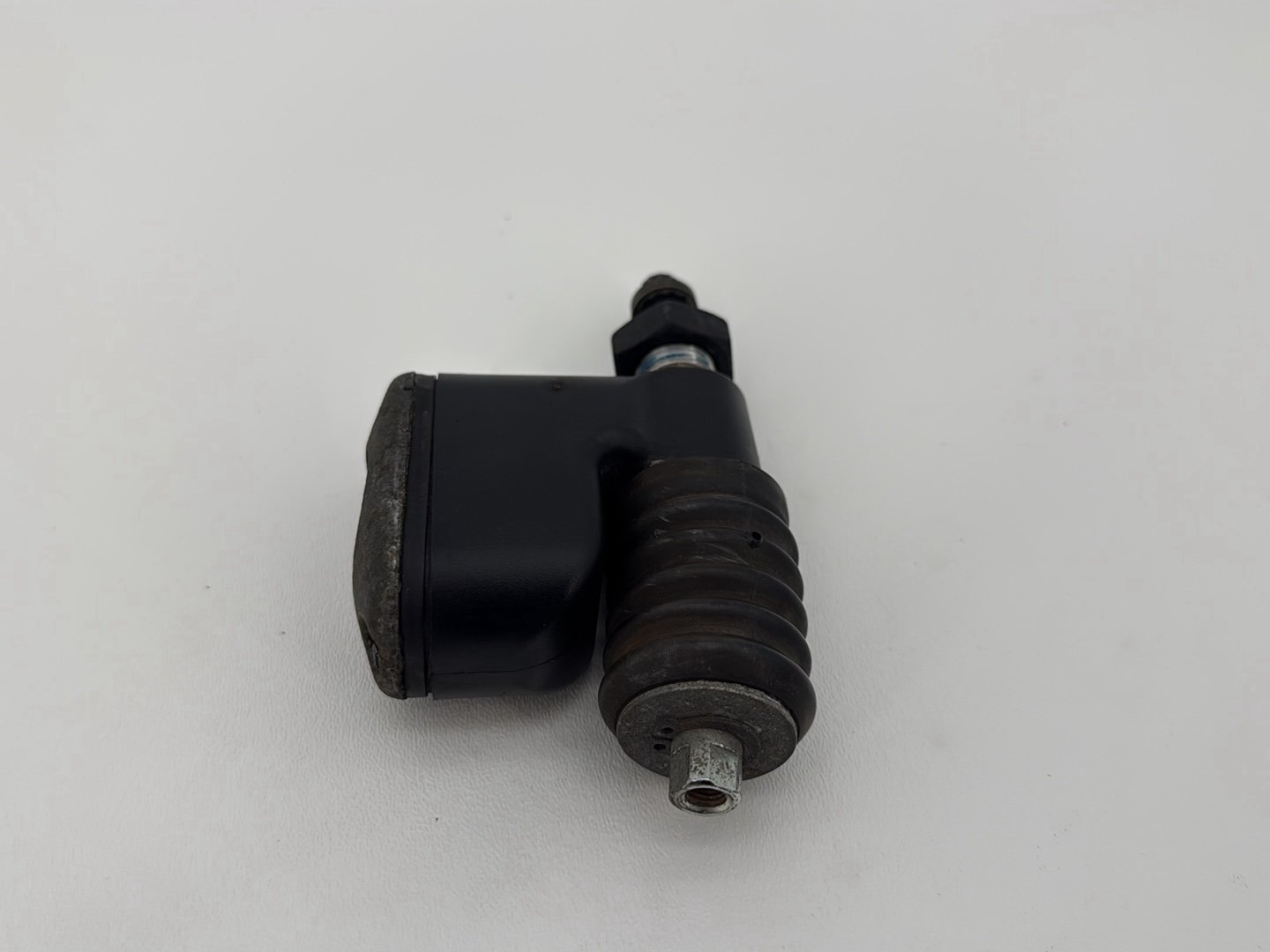 2006 - 2017 Harley-Davidson Dyna Street Bob Rear Brake Master Cylinder Reservoir  	42474-06