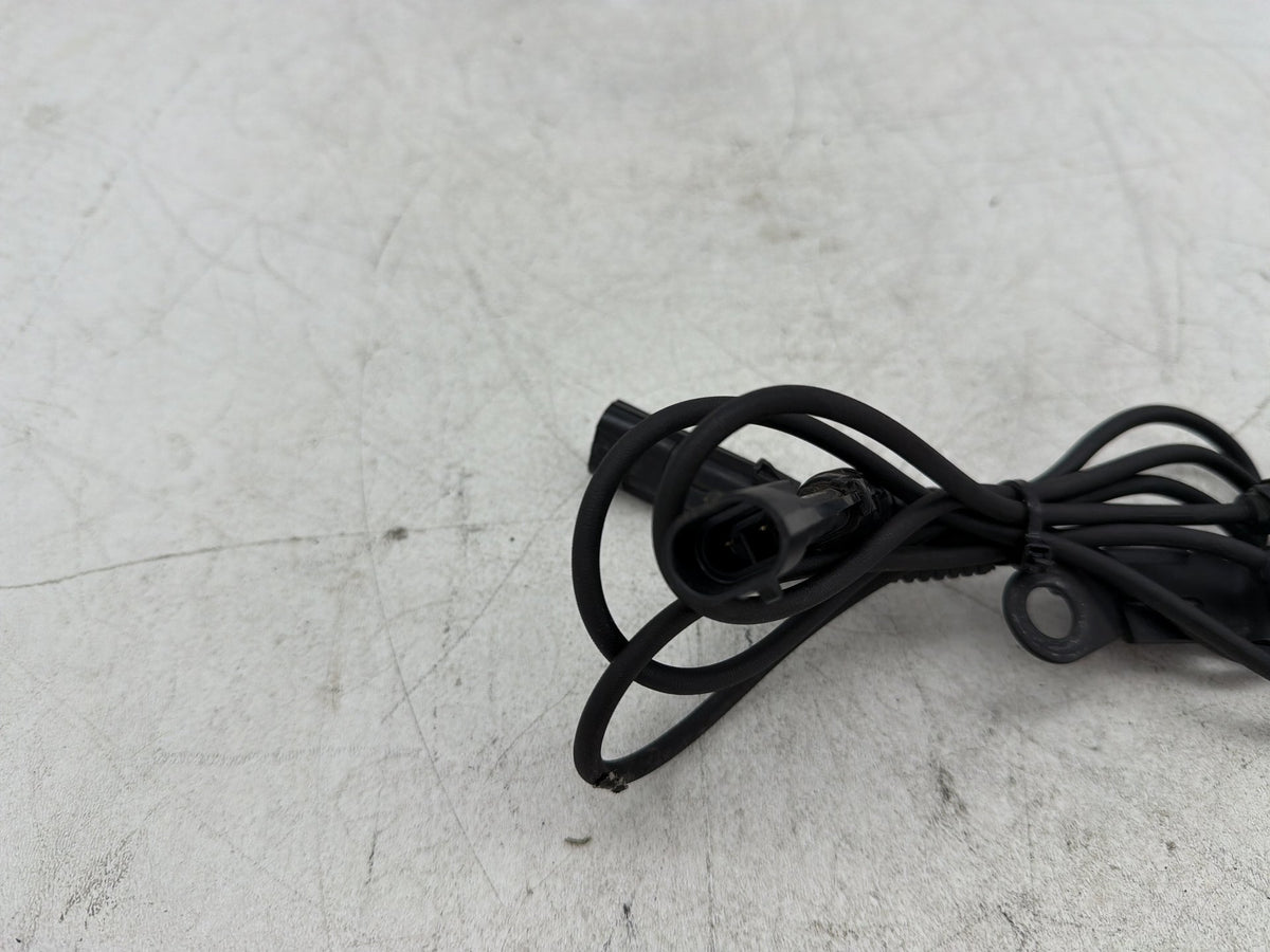 2015 Harley Electra Glide Touring Ultra OEM Front & Rear Wheel ABS Speed Sensors