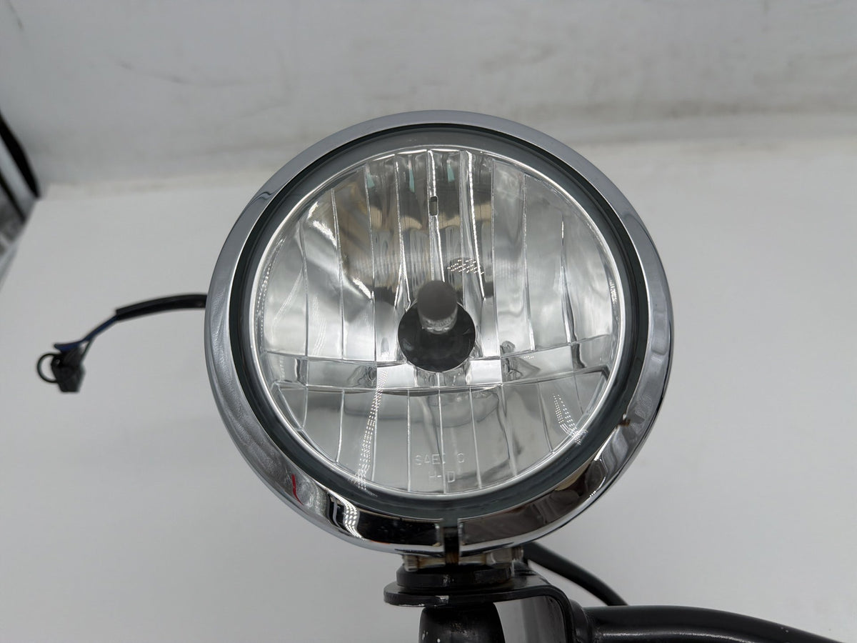 2006 Harley Electra Glide Touring Classic OEM Front Turn Signal Indicators Aux Light Bar