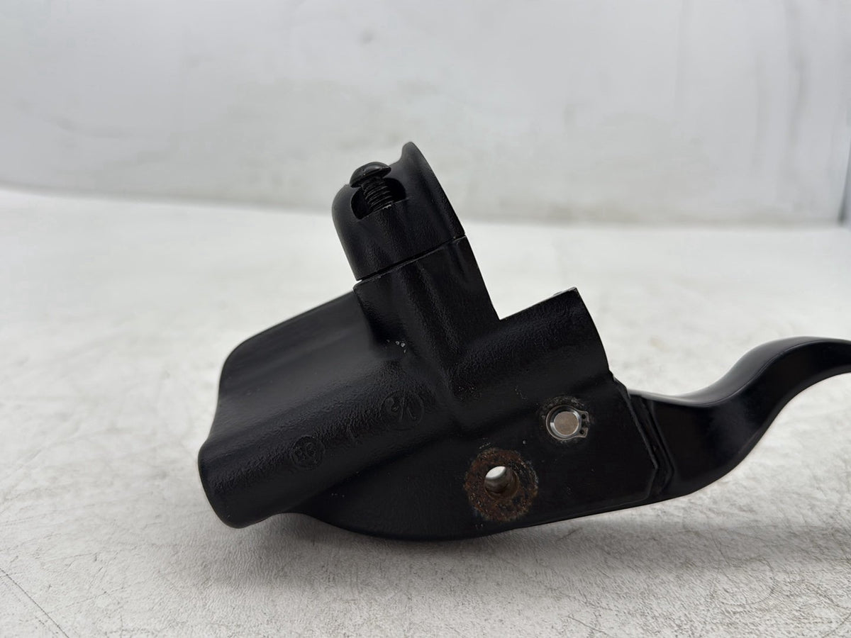 2019 Harley Softail Street Bob FXBB OEM Front Right Brake Lever Master Cylinder