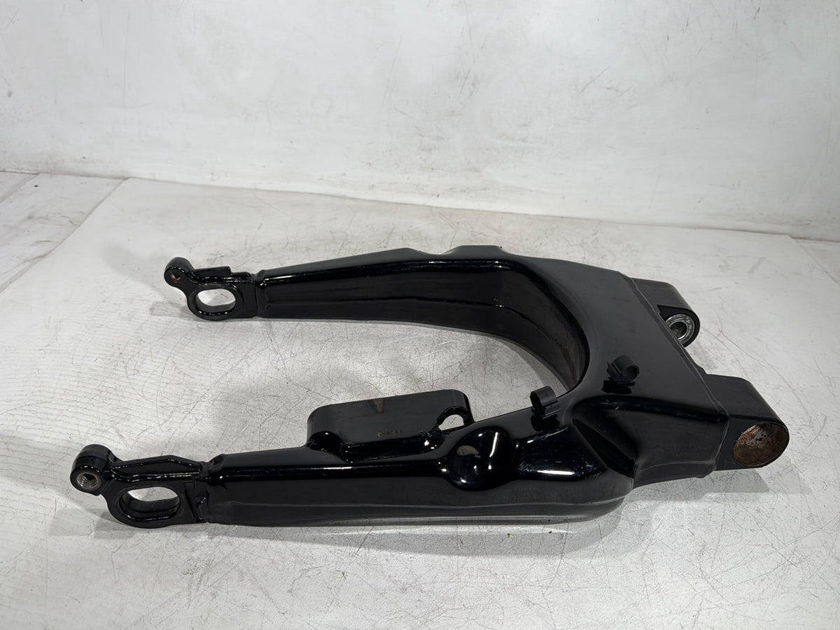 2018 Harley Road Glide Touring FLTRXS OEM Rear Fork Swingarm Swing Arm