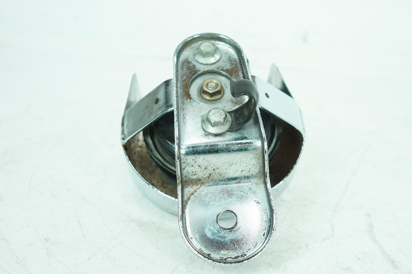 1999 - 2006 Harley-Davidson Touring Electra Glide Classic Horn Signal Klaxon Chrome Cover 69012-93A