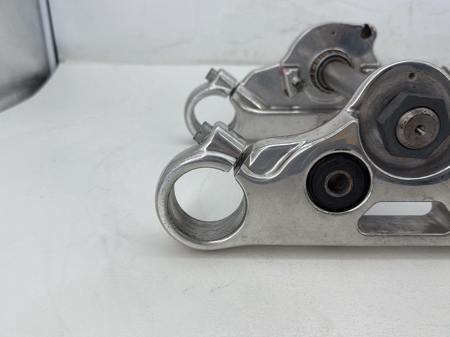 2012 Harley Dyna Fat Bob FXDF 103 OEM Front Fork Upper Lower Triple Tree