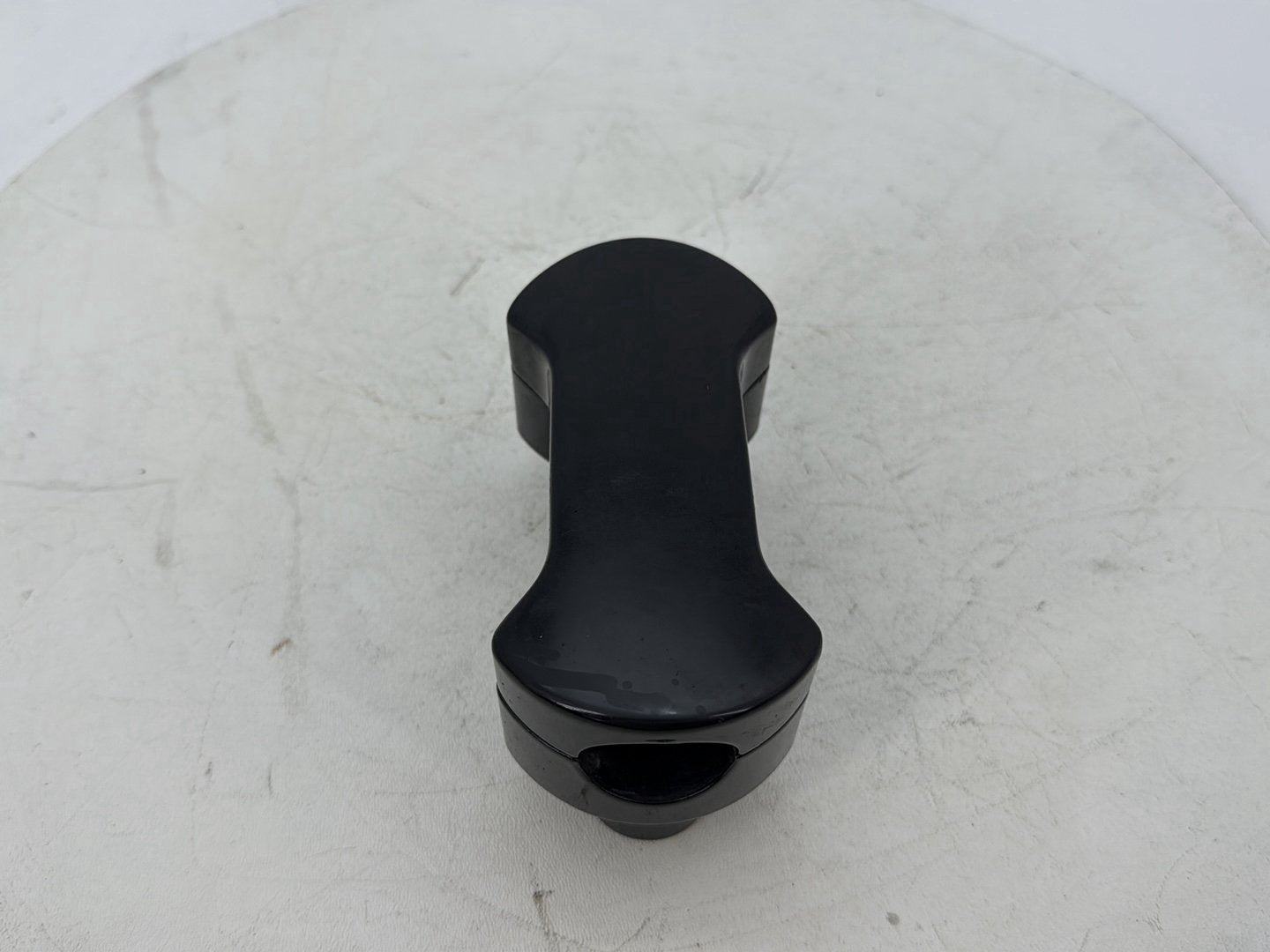2012 Harley Dyna Fat Bob FXDF 103 OEM Front Handlebar Riser Top Clamp