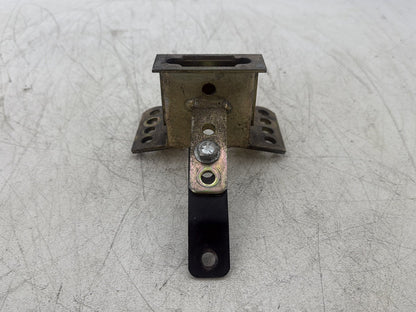 2004 Harley Road King Touring Custom FLHRSI OEM Driver Rider Backrest Bracket Mount 52589-09A