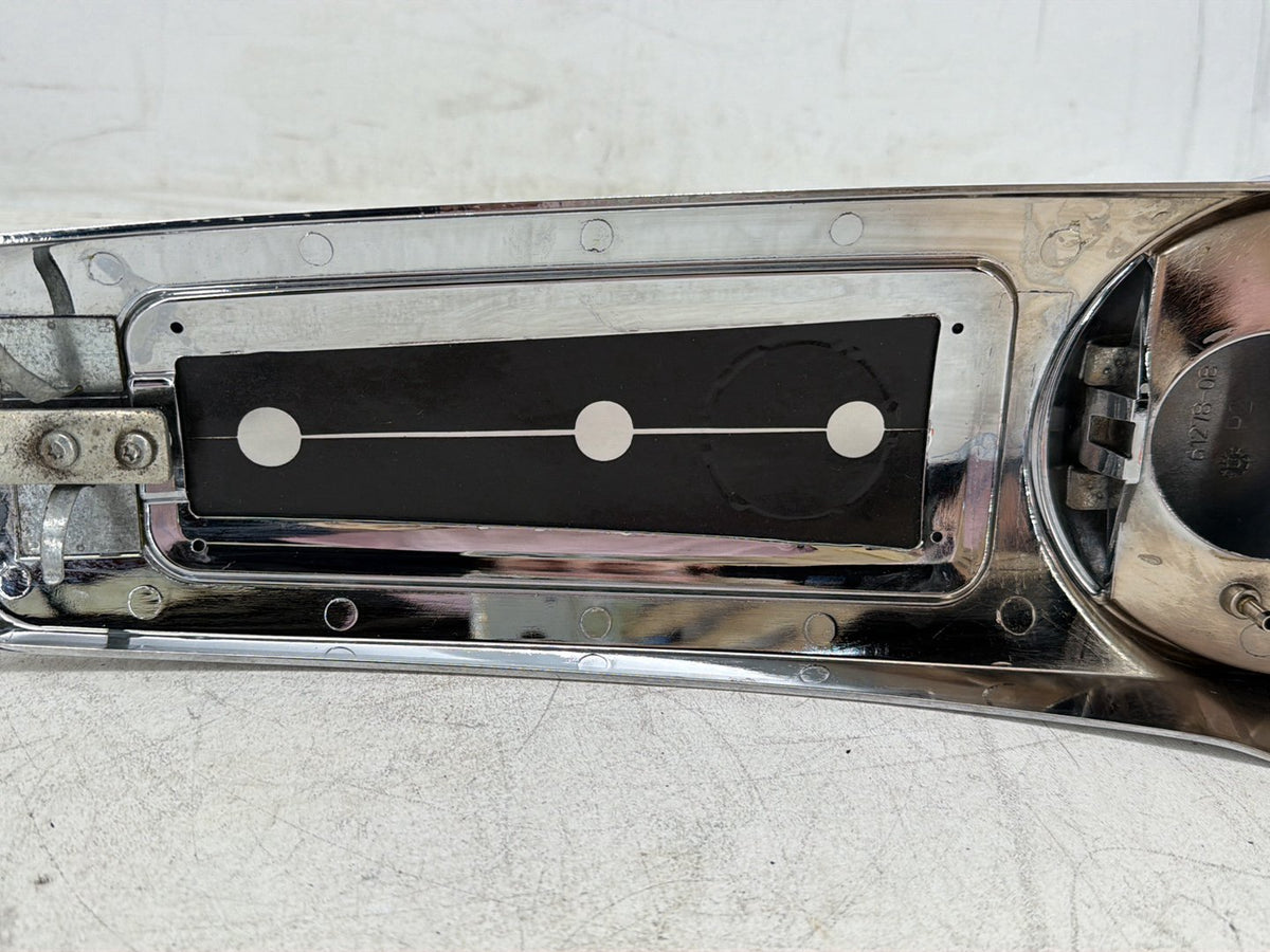 2009 Harley Road Glide Touring FLTR OEM Fuel Gas Tank Dash Console NOKey