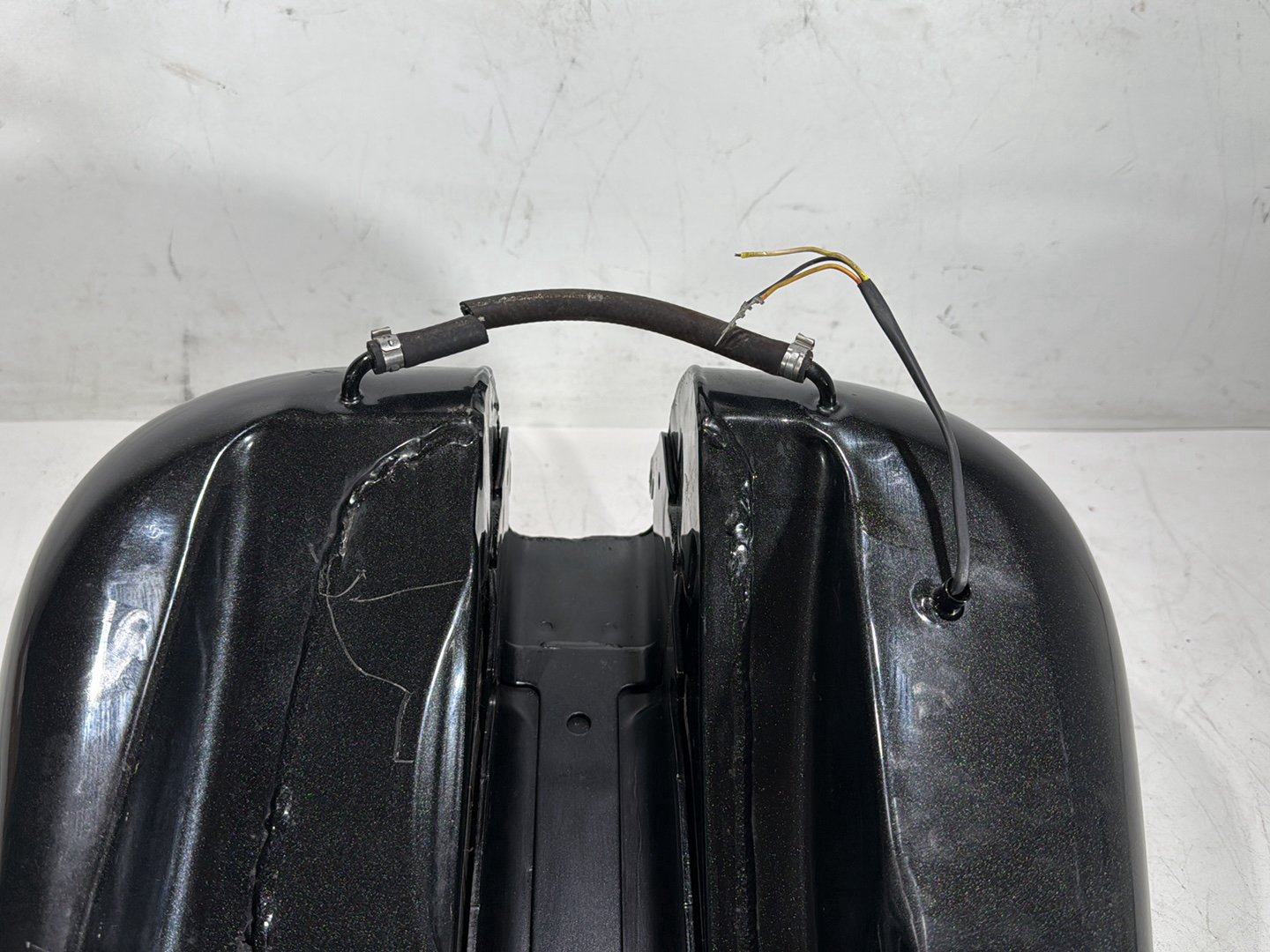 2008 Harley Dyna Fat Bob FXDF OEM Fuel Gas Tank Gasoline Reservoir