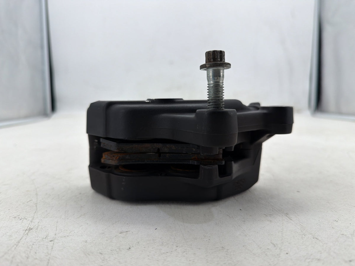 2016 Harley Road Glide Touring FLTRXS OEM Front Right 1 Brake Caliper