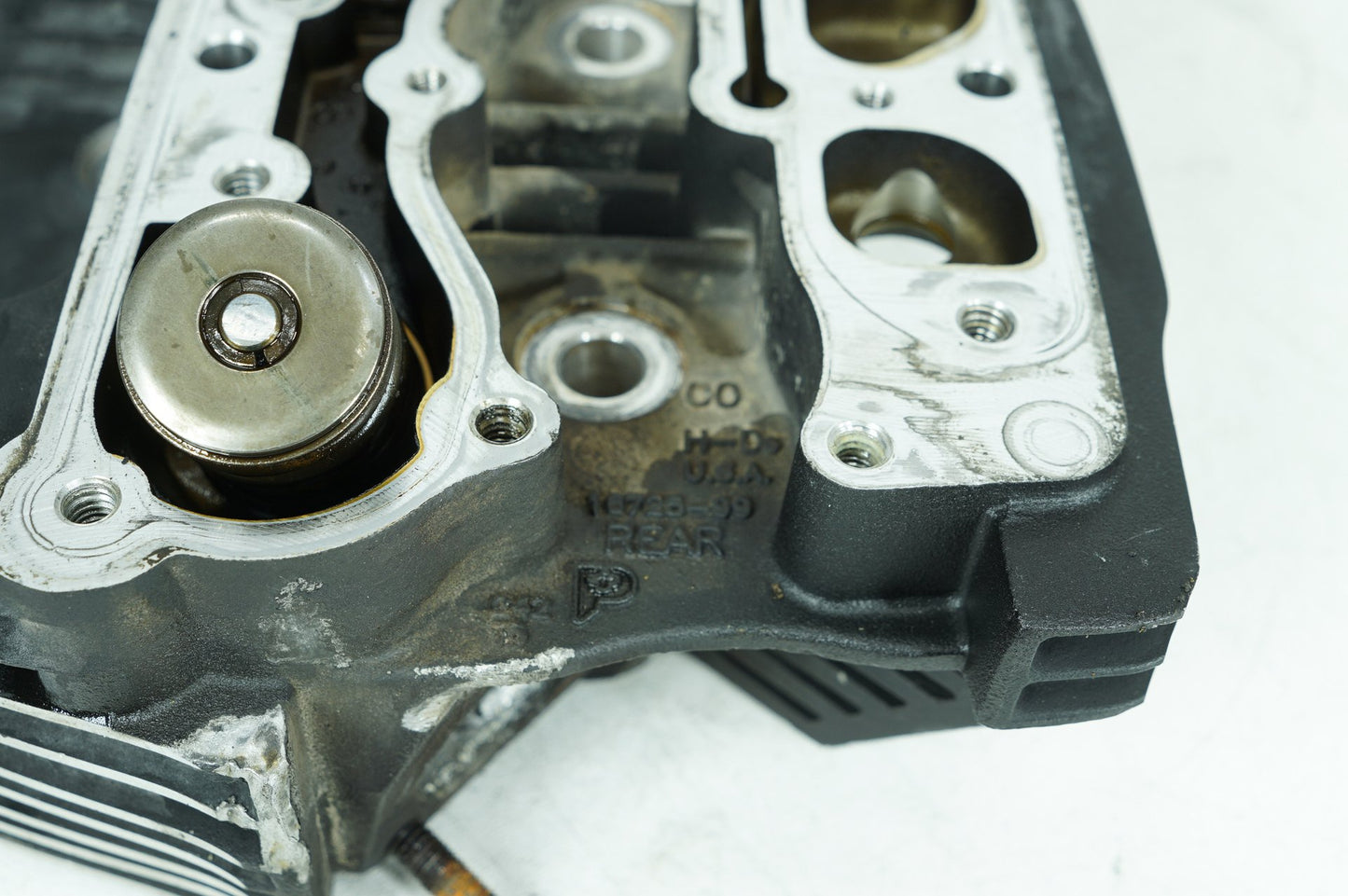 1999 - 2006 Harley-Davidson Touring Road King Classic Rear Twin Cam Engine Cylinder Head 16725-99