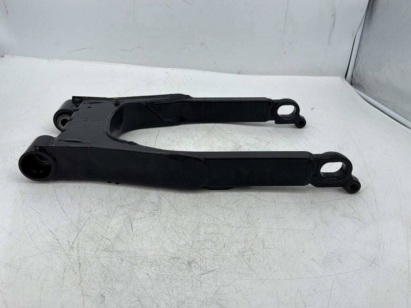 2008 Harley Electra Glide Touring Ultra FLHTCUI OEM Rear Fork Swingarm Swing Arm