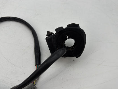 1999 - 2006 Harley-Davidson Touring Electra Glide Classic Left Turn Signal Headlight Switches Controls 71685-06A