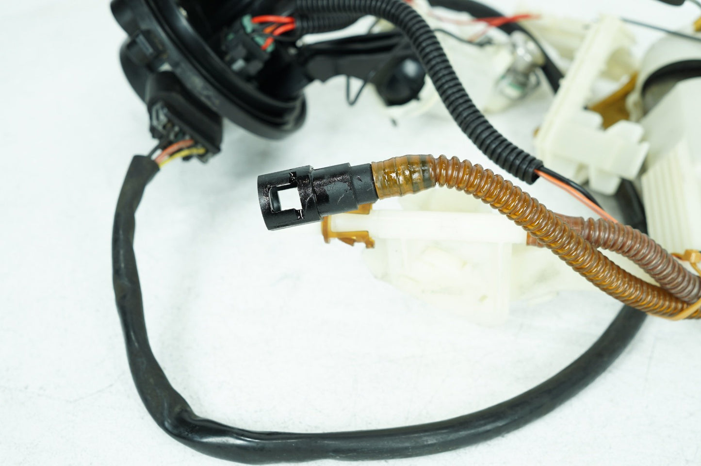 2007 - 2011 Harley-Davidson Touring Street Glide Fuel Pump Gas Gasoline Petrol Sending 62908-08