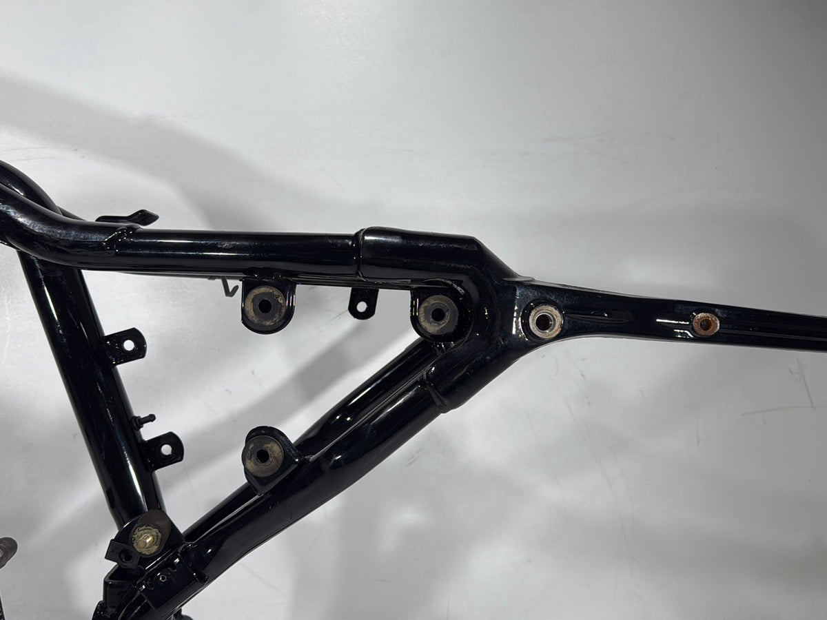 2003 Harley Sportster XL1200C 1200 Custom OEM Body Main Frame Chassis CLN CLR