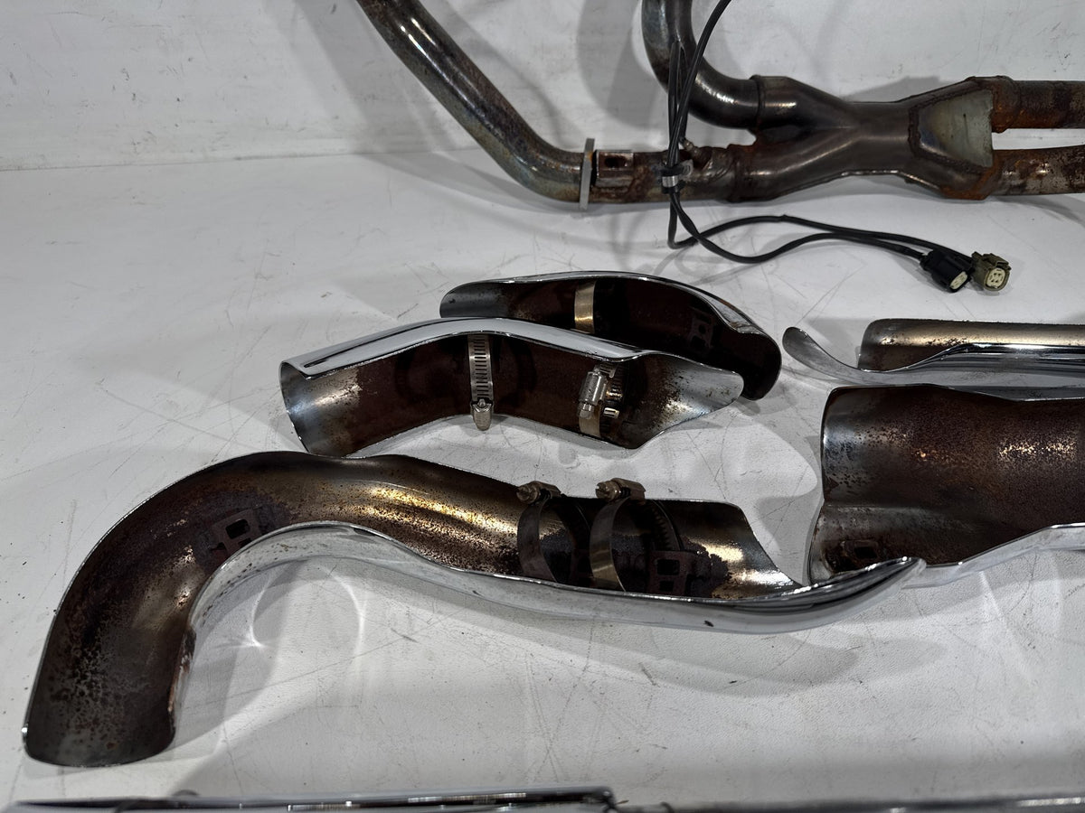 14 Harley Electra Glide Touring Ultra Exhaust Header Pipes Muffler Vance & Hines