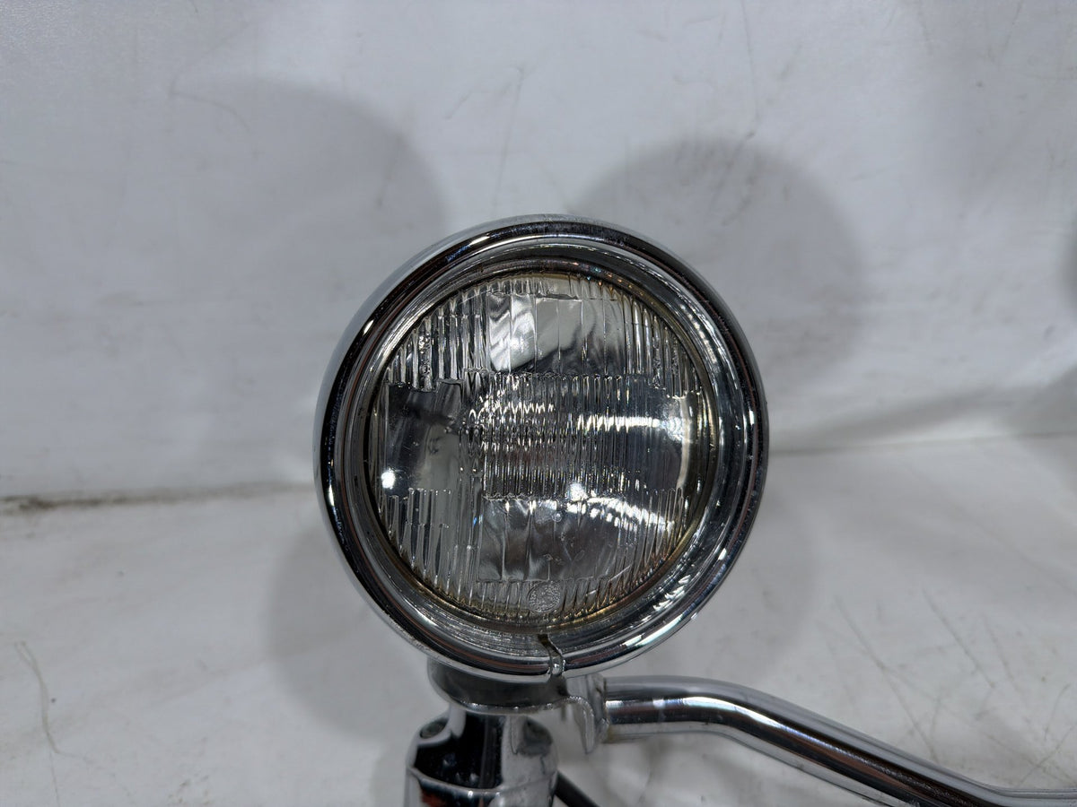 97 Harley Road King Touring FLHR OEM Front Turn Signal Indicators Aux Light Bar
