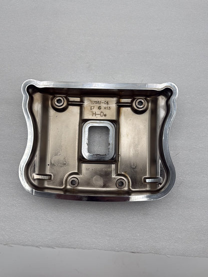 2004 - 2013 Harley-Davidson Sportster Custom Twin Cam Top Rocker Cover 17571-99 17581-04