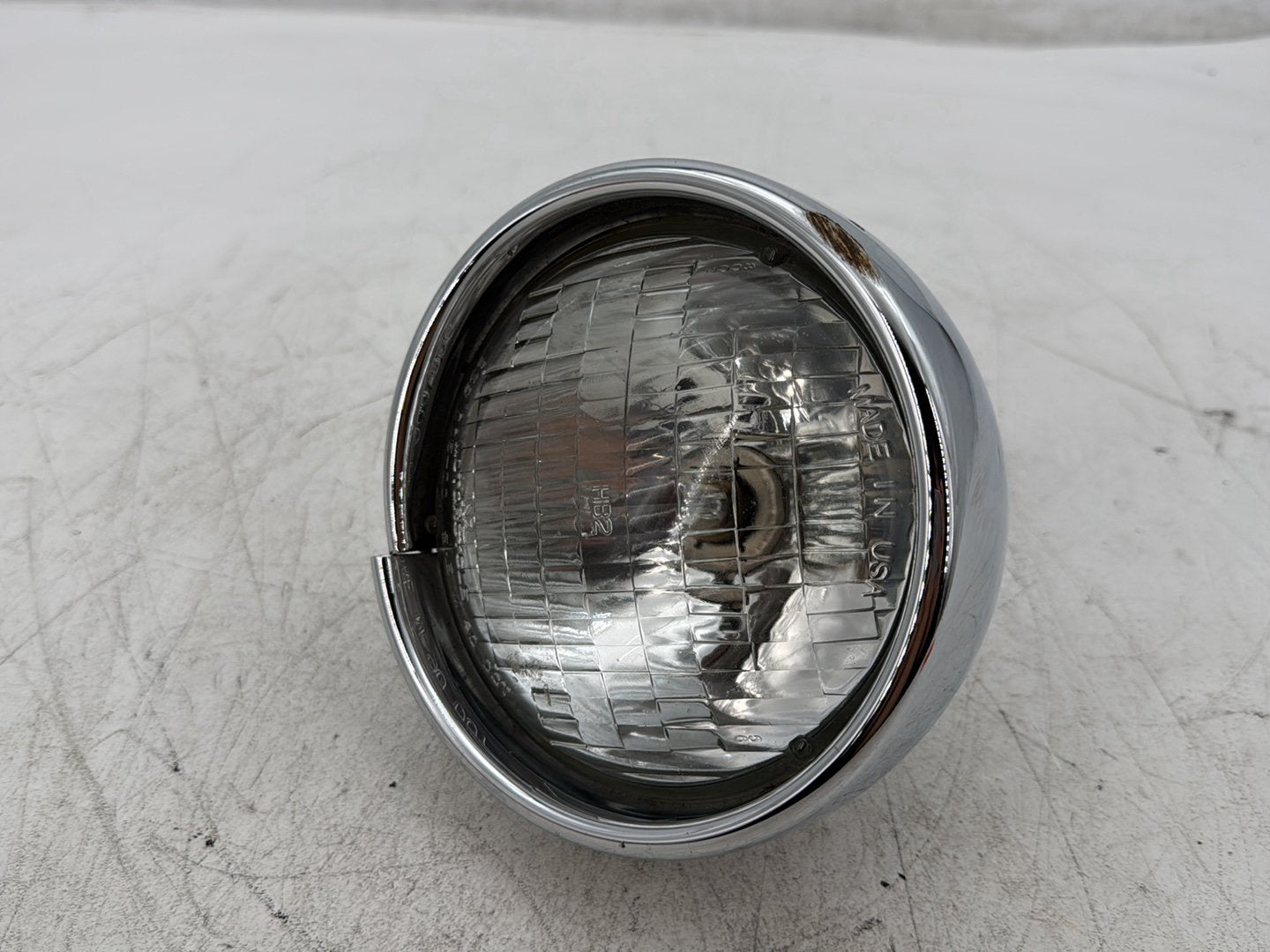 2003 Harley Dyna Wide Glide FXDWG OEM Headlight Headlamp Head Light Halogen