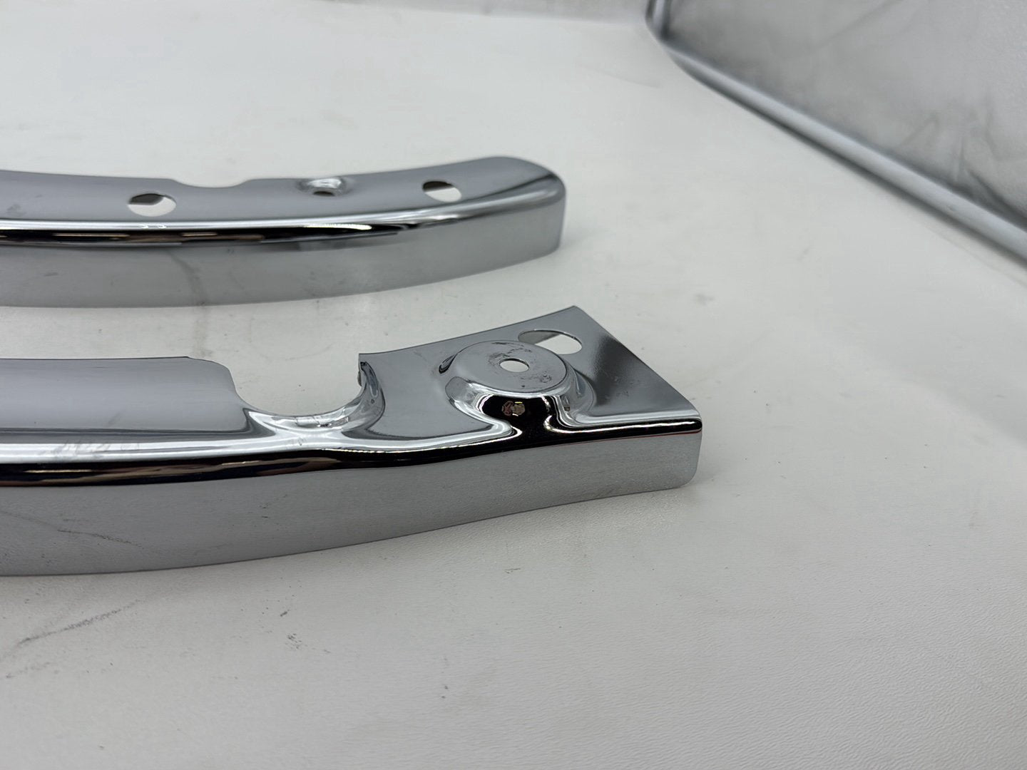 2011 Harley Road King Touring FLHRC Classic OEM Left Right Saddlebag Fender Struts Brackets
