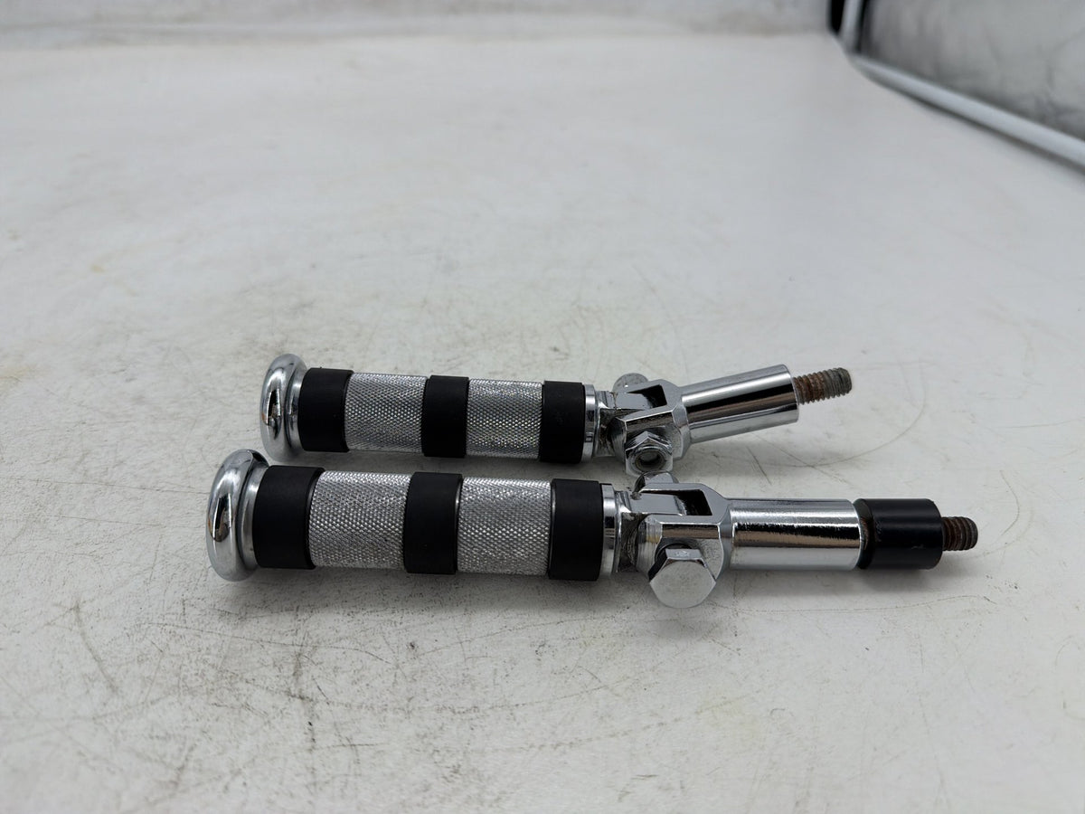 2001 Harley Softail Deuce FXSTD OEM Passenger Left & Right Foot Pegs