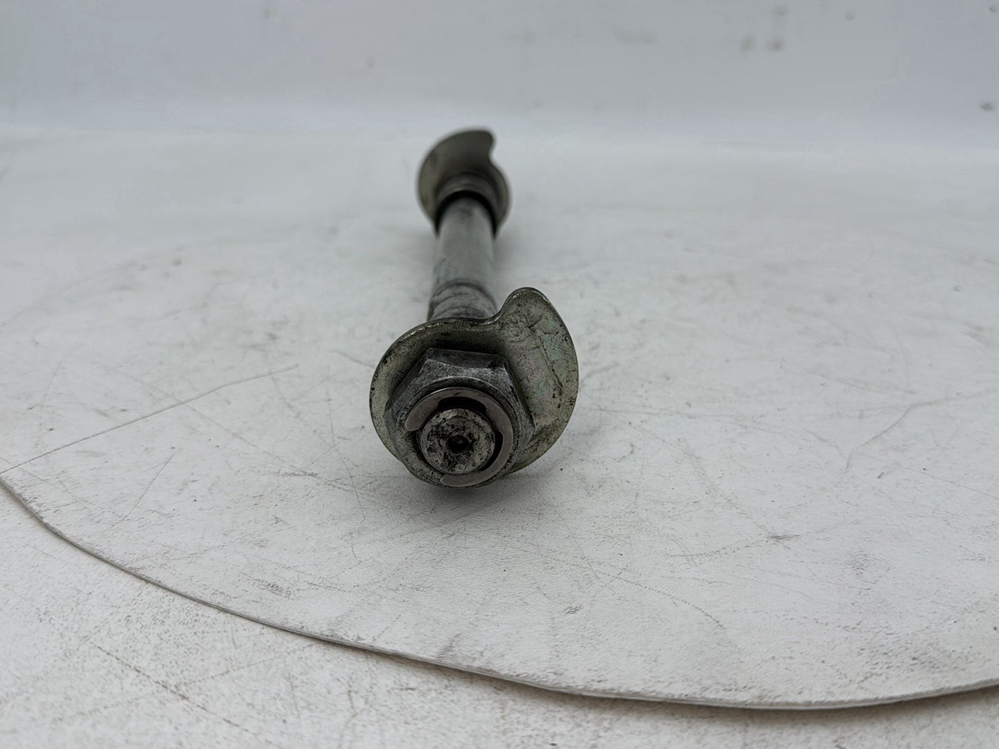 1999 - 2006 Harley-Davidson Touring Electra Glide Ultra Rear Wheel Axle Bolt Shaft 41056-02