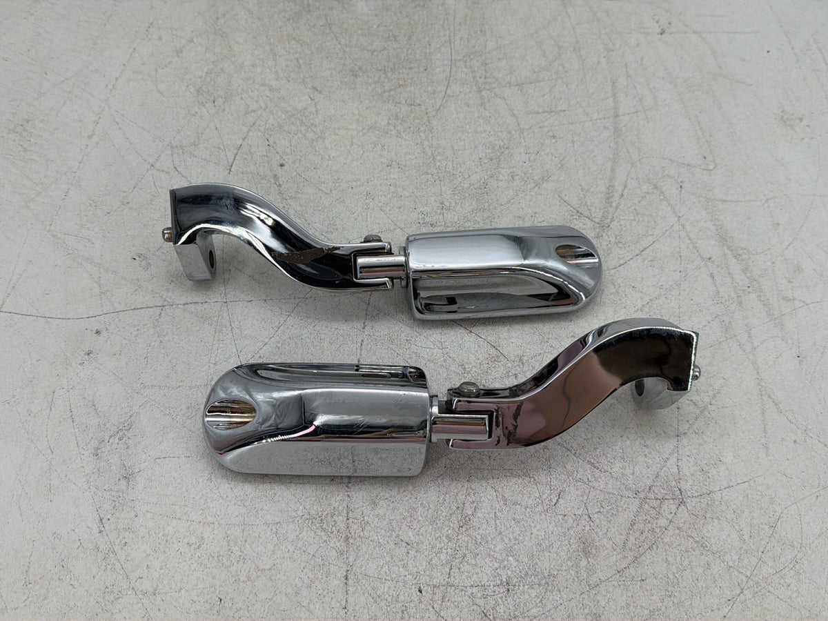2009 Harley Road Glide Touring FLTR OEM Passenger Left & Right Foot Pegs