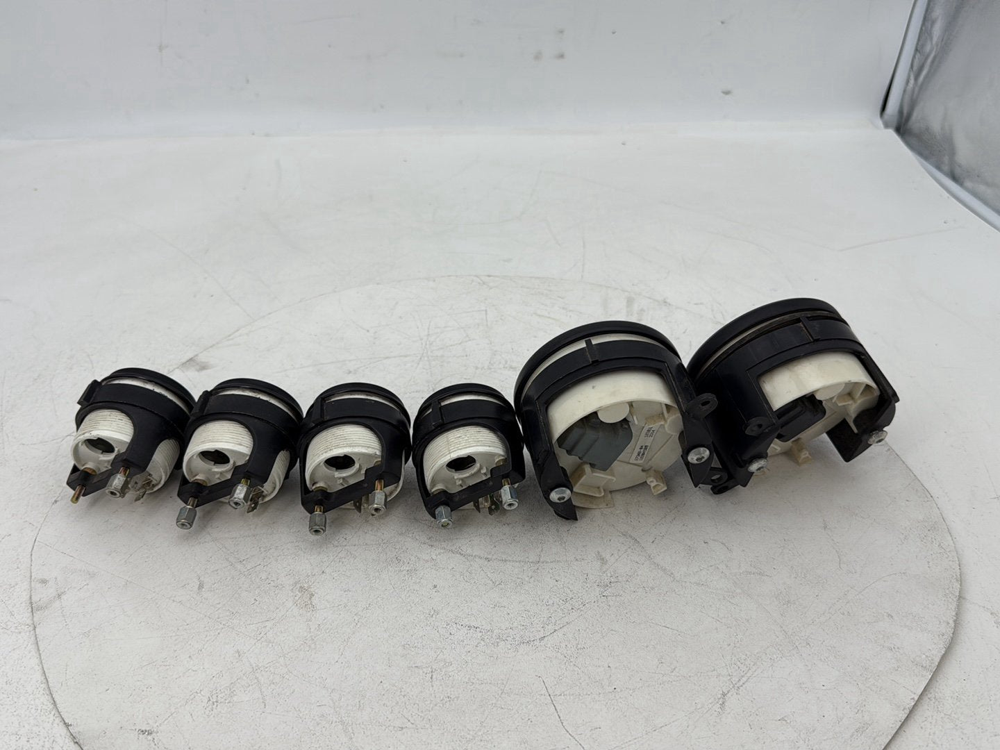 1999 - 2006 Harley-Davidson Touring Electra Glide Ultra Air Oil Volt Fuel Tacho Speedo Gauges 67349-04A , 67348-04D