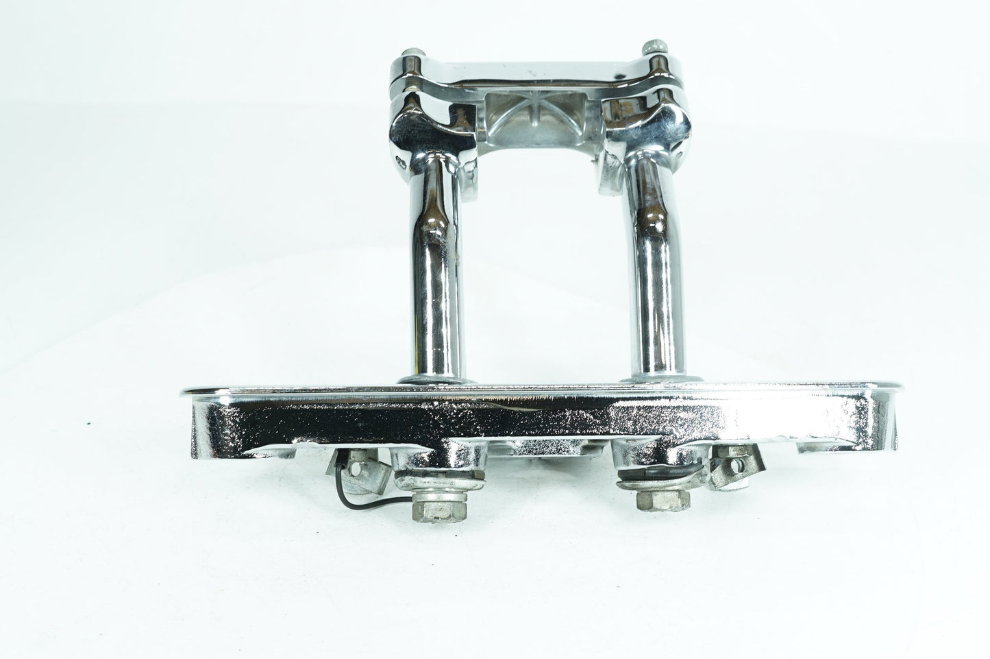 2007 - 2012 Harley-Davidson Softail Heritage Classic Front Fork Upper Triple Tree Clamps  	45456-86B